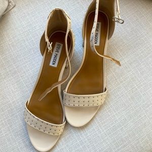 Steve Madden Sandal.